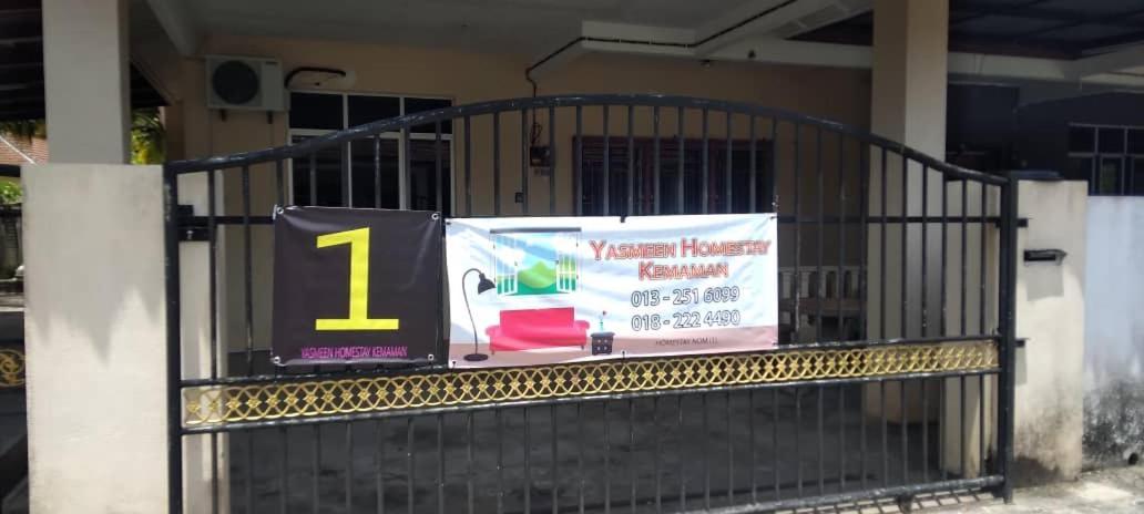 Yasmeen Homestay Kemaman Chukai Buitenkant foto
